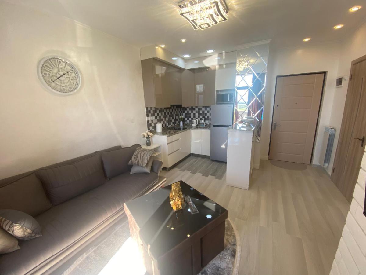 Jasmine Apartment In New Bulvar Batumi Exteriér fotografie